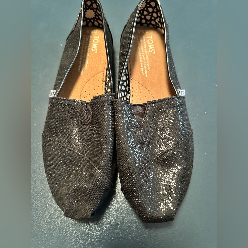 Tom’s Sparkly Alpargata size 6.5